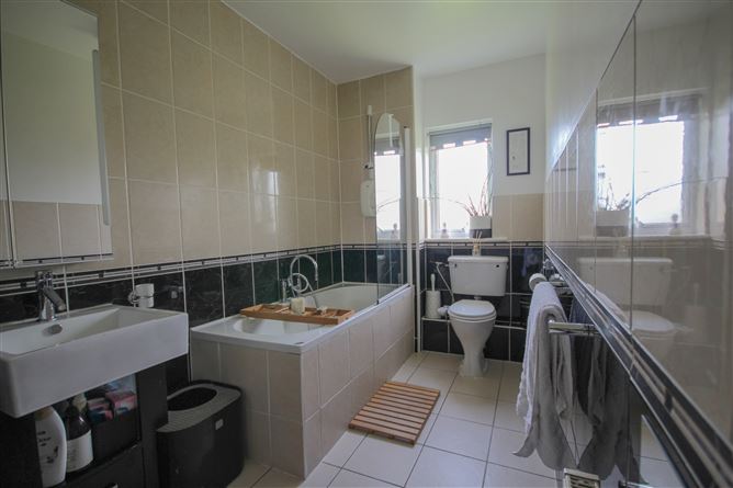 31 Deerpark Court, Blessington, Wicklow