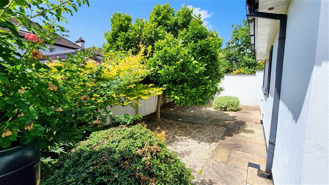 Saint Anthony's, 17 Beaumont Avenue, Blackrock Road, , Ballintemple, Cork