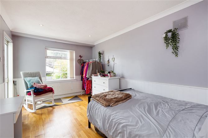 24 Island View, Malahide, Co. Dublin