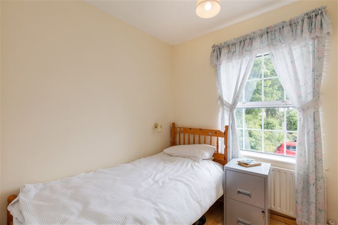 24 Island View, Malahide, Co. Dublin