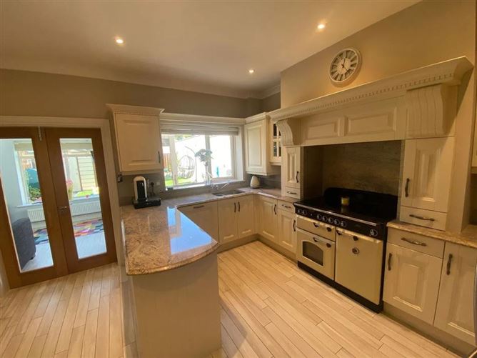 23 Fern Grove, Forest Hill, Carrigaline, Cork