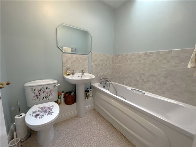53 Hillcrest, Kilcullen, Kildare