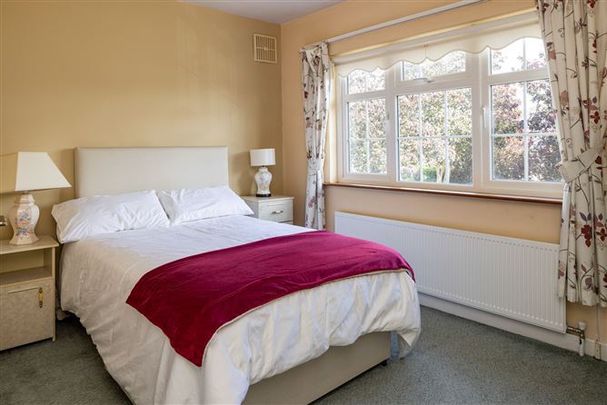 15 Pine Grove Road, Swords, County Dublin