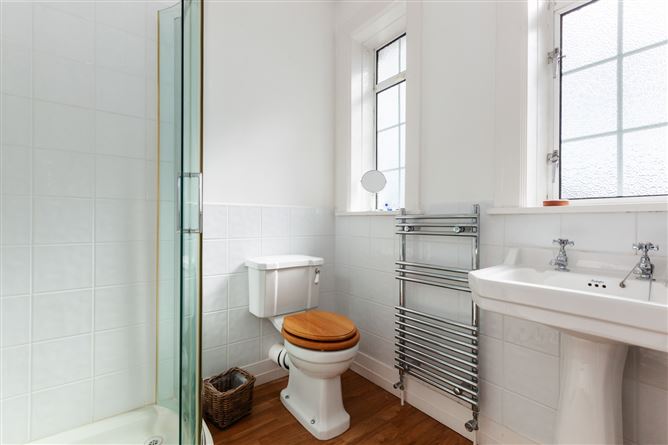 Ferndale, 151 Howth Road , Clontarf, Dublin 3