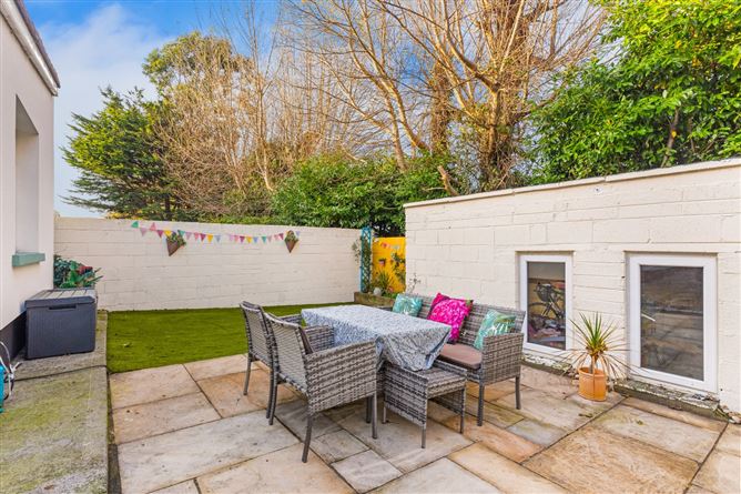 23 Mountain View Park, Rathfarnham, Dublin 14