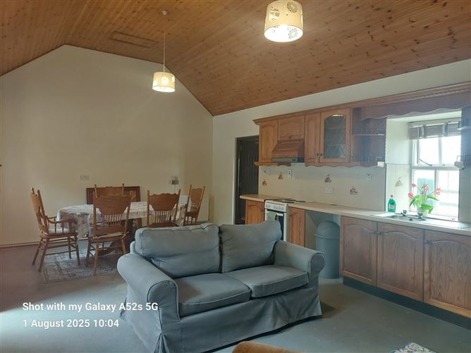 Island Cottage, Carrigerry, Newmarket On Fergus, Co. Clare