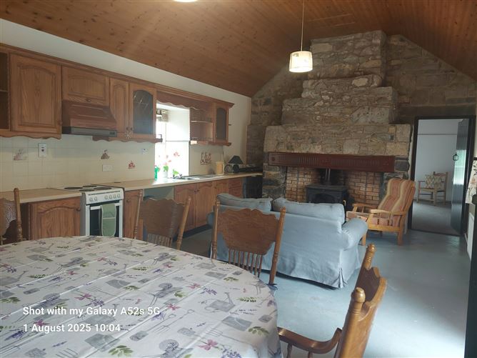 Island Cottage, Carrigerry, Newmarket On Fergus, Co. Clare