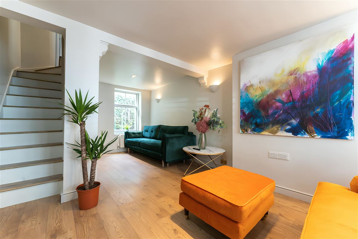 Velvet Whisper,Brighton and Hove,East Sussex,United Kingdom