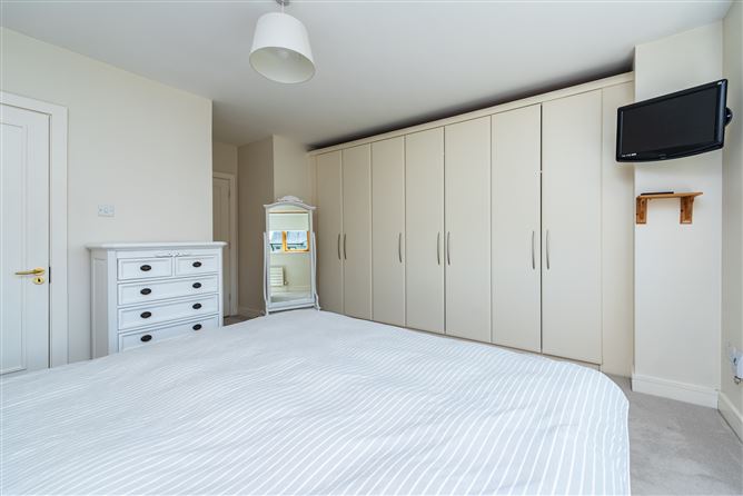 11 Maple Walk, Oldtown Demesne, Naas, Co. Kildare