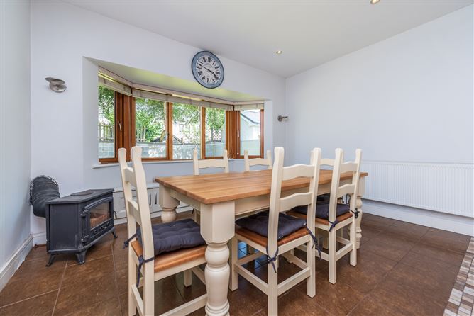 11 Maple Walk, Oldtown Demesne, Naas, Co. Kildare