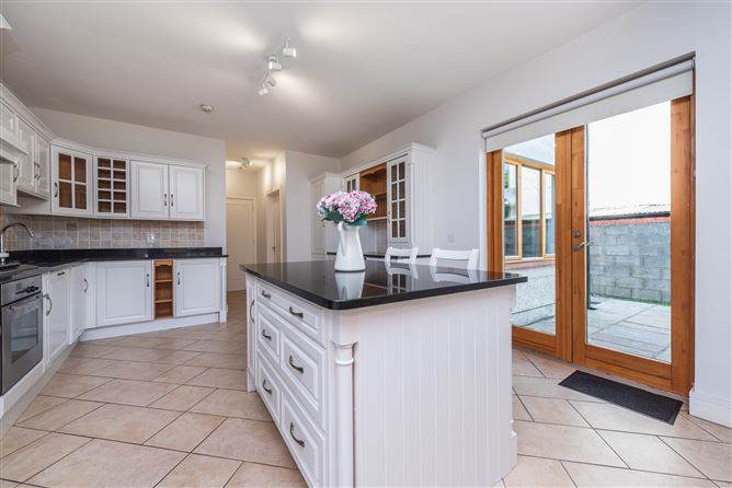 11 Maple Walk, Oldtown Demesne, Naas, Co. Kildare