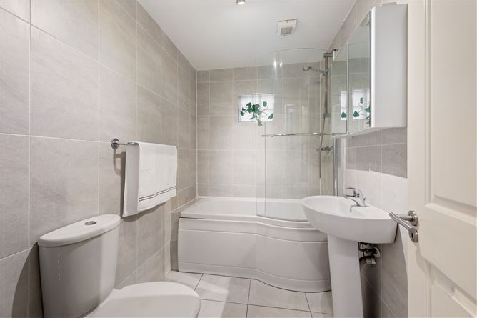 12 Millmount Terrace, Dundrum, Dublin 14