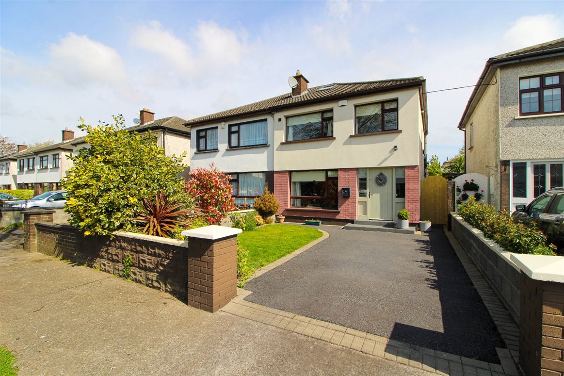16 Ashfield Close, Kingswood, Dublin 24