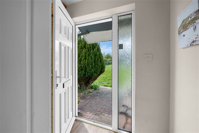 30 Glen Richards Cove, Poulshone, Gorey, County Wexford