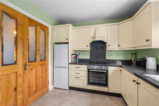 30 Glen Richards Cove, Poulshone, Gorey, County Wexford