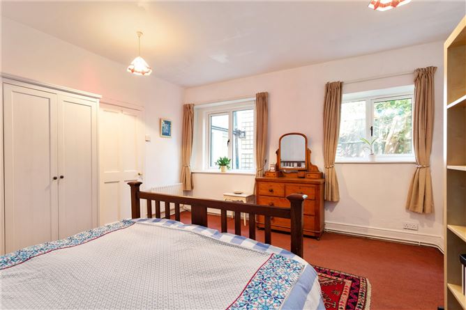 6 Vergemount Hall, Clonskeagh Road, Dublin 6