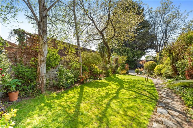 6 Vergemount Hall, Clonskeagh Road, Dublin 6