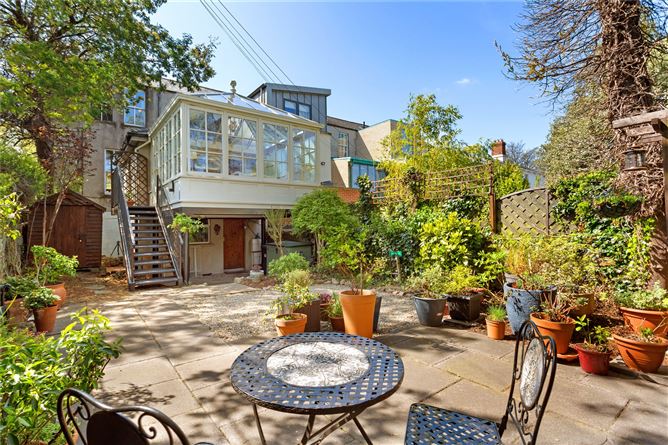 6 Vergemount Hall, Clonskeagh Road, Dublin 6