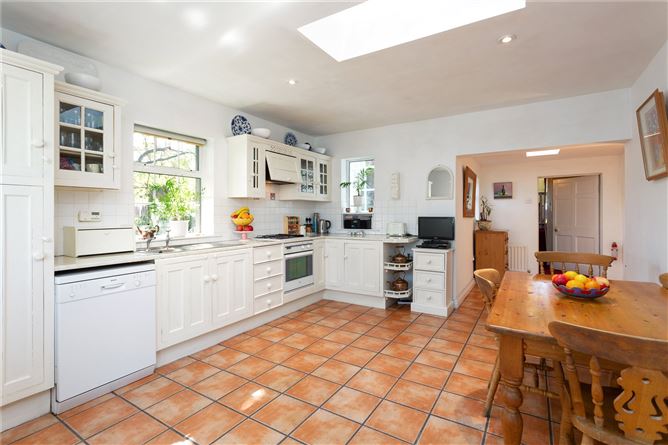 6 Vergemount Hall, Clonskeagh Road, Dublin 6