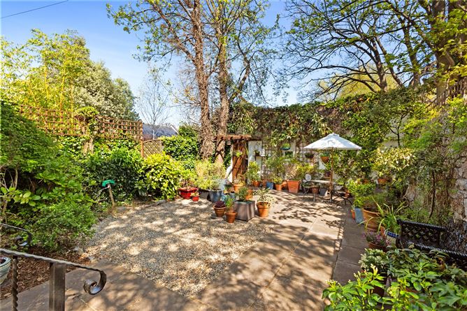6 Vergemount Hall, Clonskeagh Road, Dublin 6
