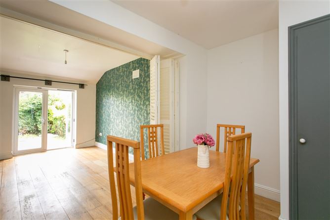 42 St Brigid's Park, Foxrock, Dublin 18