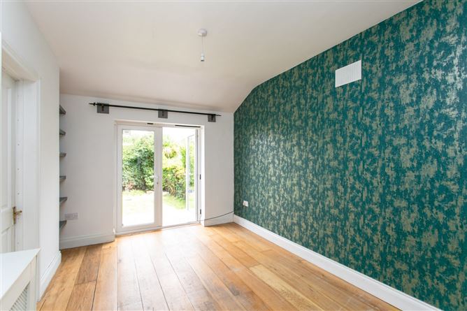 42 St Brigid's Park, Foxrock, Dublin 18