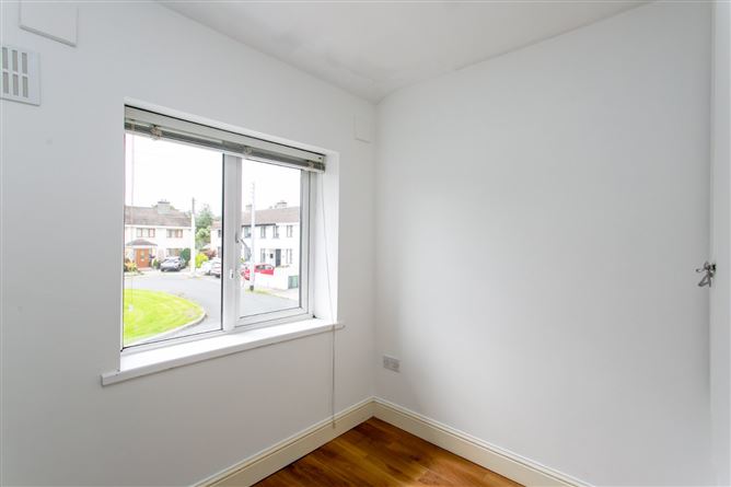 42 St Brigid's Park, Foxrock, Dublin 18