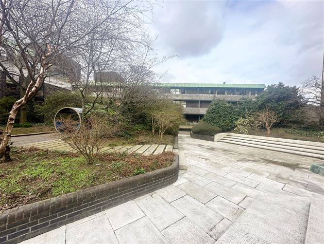 Apt 401 Talbot Hall, Talbot Street, Dublin 1