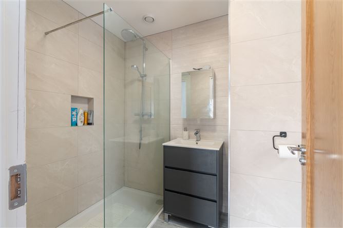 11 Gleanntan Na Habhann, Craughwell, Galway