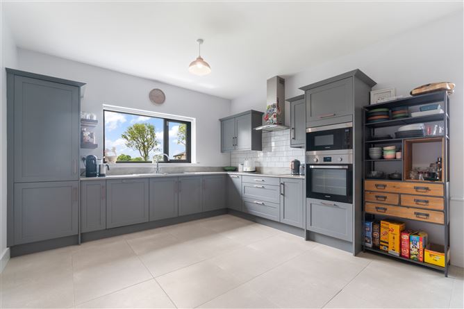 11 Gleanntan Na Habhann, Craughwell, Galway