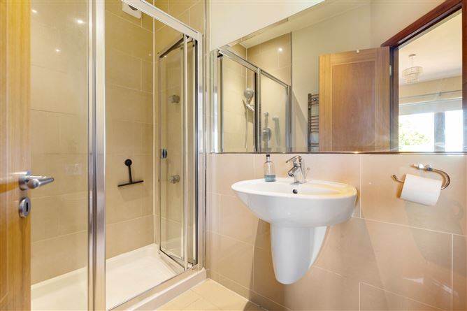 1 The Beeches, Holywell, Goatstown, Dublin 14