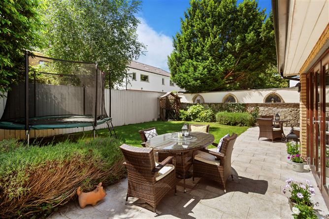 1 The Beeches, Holywell, Goatstown, Dublin 14