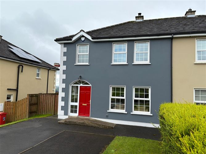 7 Orán Hill, Letterkenny, Donegal