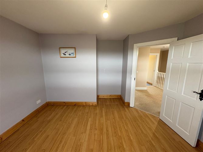 7 Orán Hill, Letterkenny, Donegal