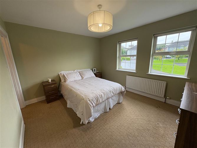 7 Orán Hill, Letterkenny, Donegal