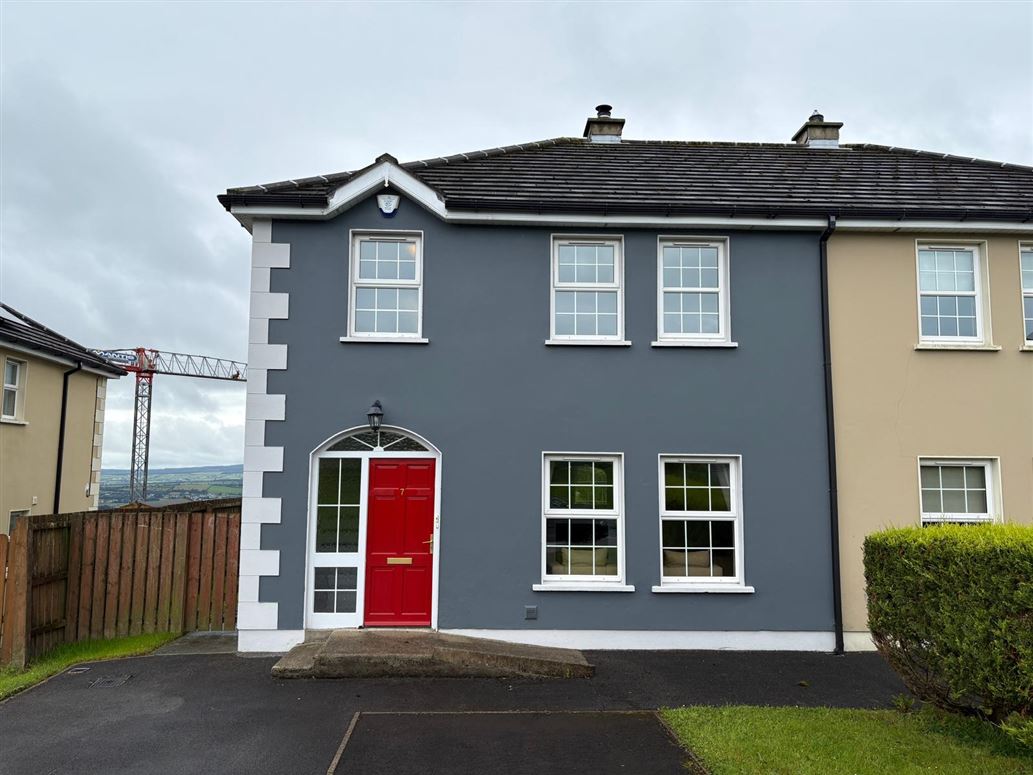 7 Orán Hill, Letterkenny, Donegal
