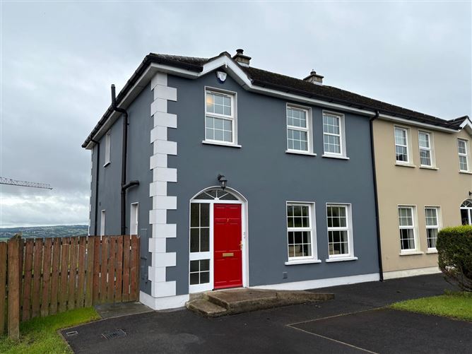 7 Orán Hill, Letterkenny, Donegal