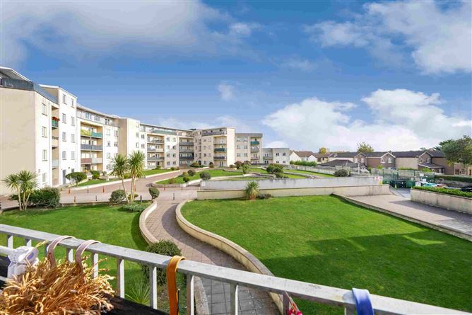 65, Block B, Aras na Cluaine, Clondalkin, Dublin 22, D22 R640