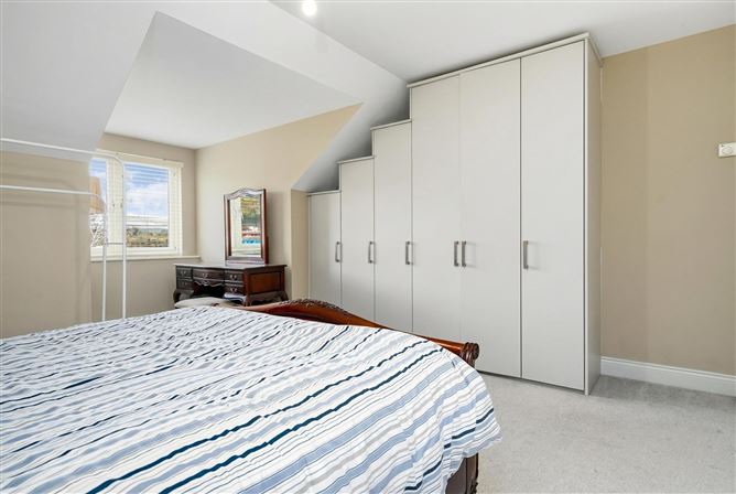 37 Dodderbrook Avenue, Ballycullen, Dublin 24