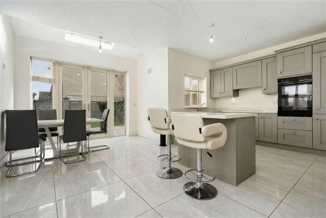 37 Dodderbrook Avenue, Ballycullen, Dublin 24