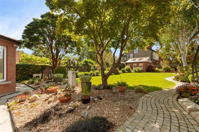 https://photos-a.propertyimages.ie/media/5/5/3/5003355/c57aaf1d-6a4f-46c7-9745-45f1d5d3160d_l.jpg