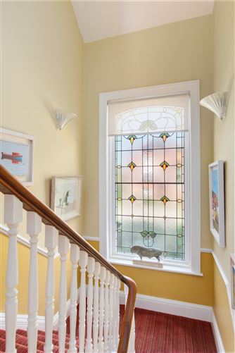 https://photos-a.propertyimages.ie/media/5/5/3/5003355/c57aaf1d-6a4f-46c7-9745-45f1d5d3160d_l.jpg