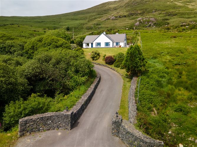 Derrynane Beg, Caherdaniel, Kerry
