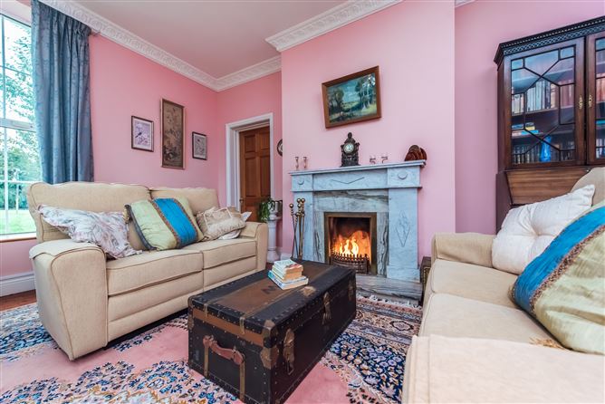Beechfield House On c. 34 Acres / 13.75 HA., Rathballylong, Blessington, Wicklow