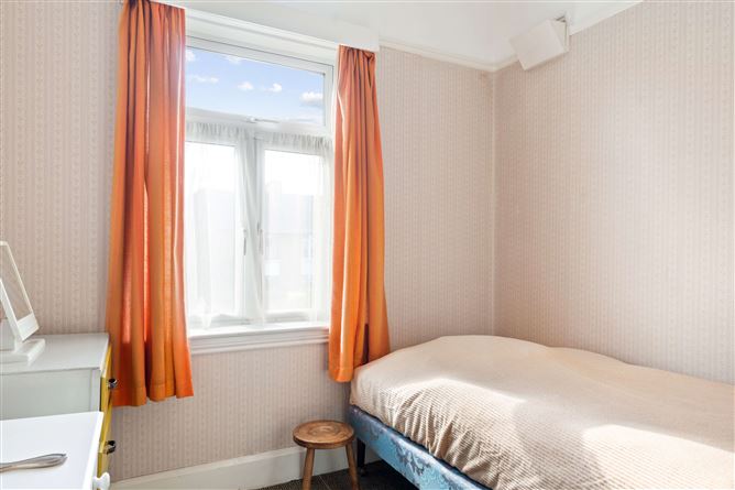 24 Lavarna Road, Terenure, Dublin 6W