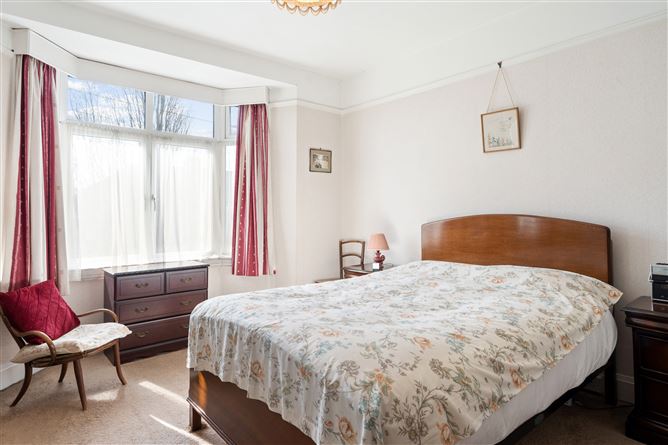 24 Lavarna Road, Terenure, Dublin 6W