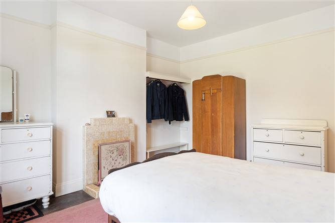 24 Lavarna Road, Terenure, Dublin 6W