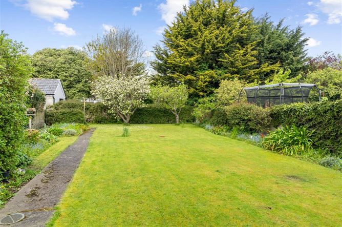 24 Lavarna Road, Terenure, Dublin 6W