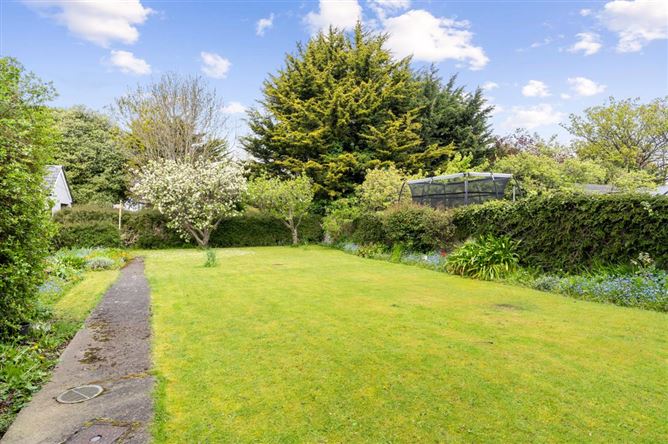 24 Lavarna Road, Terenure, Dublin 6W