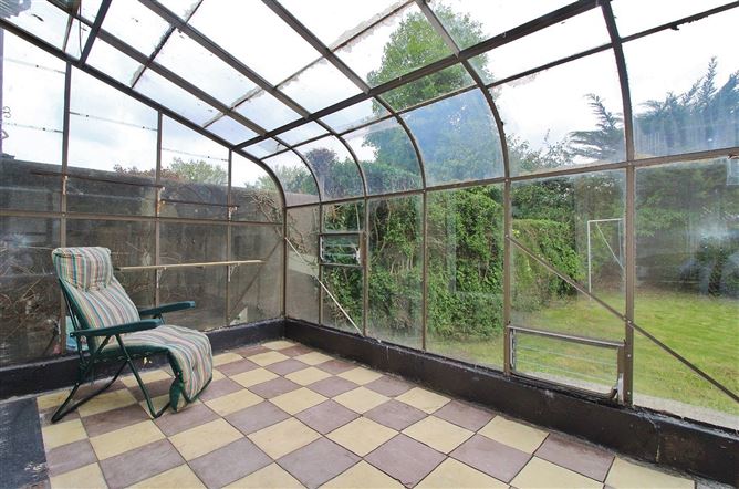 34 Vernon Park, Clontarf, Dublin 3